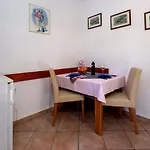 Appartement Ornela *